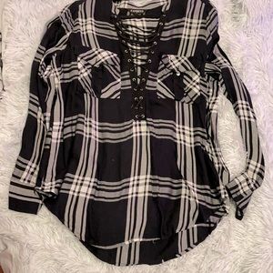 Express black and white lace up flannel large